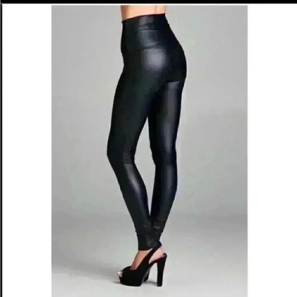 New Solid Faux Leather legging - Picture 2 of 16